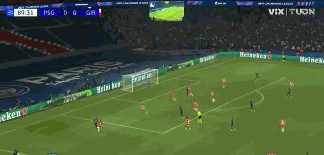 1726696928114029185.gif 1-0加扎尼加乌龙.gif