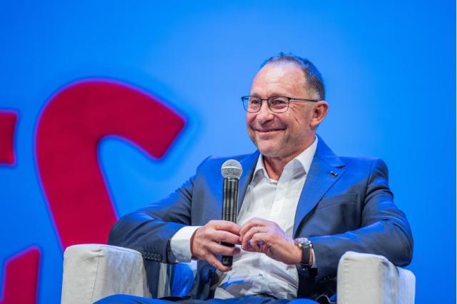 1697337525484005752.jpg 1697336979983.jpg