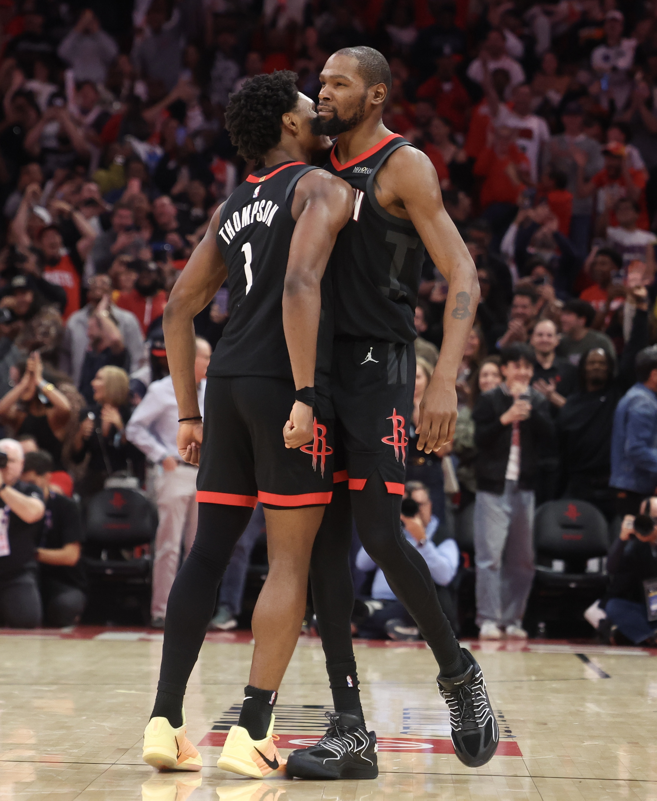 开云首页入口-阿门:拥有KD这样的关键先生感觉真好 他今天又帮我们赢下了比赛